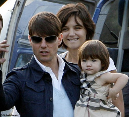 suri-cruise-holmes