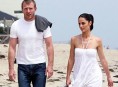 imagen A Guy Ritchie lo pillaron con una morena en la playa