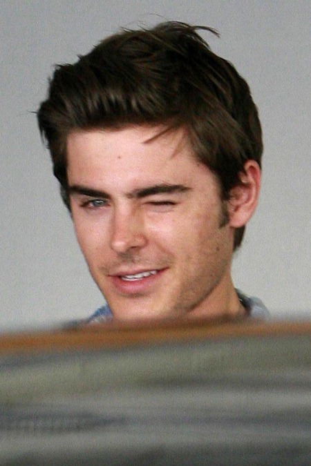 Zac Efron tiene nuevo look 04