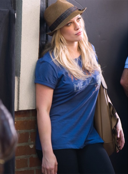 hilary-duff-es-la-nueva-gossip-girl-01