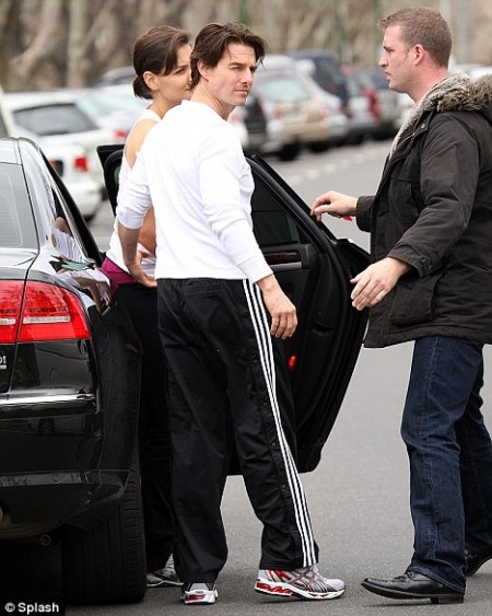 katie-holmes-y-tom-cruise-entrenan-en-pareja-02