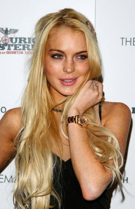 que-le-paso-a-la-boca-de-lindsay-lohan-02