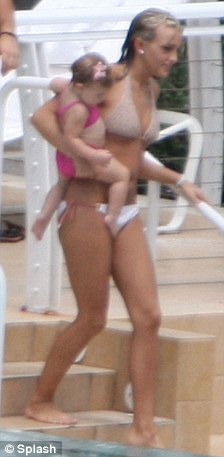 britney-y-jaime-lynn-spears-juntas-01 britney-y-jaime-lynn-spears-juntas-01