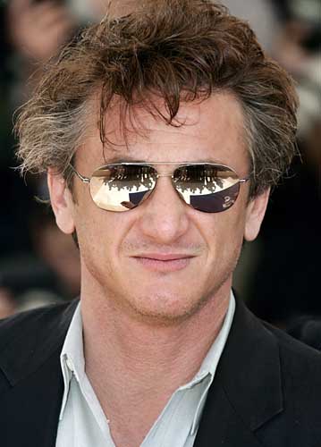 Sean Penn tiene nueva novia 01