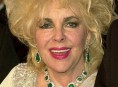 imagen Elisabeth Taylor internada para cirugía