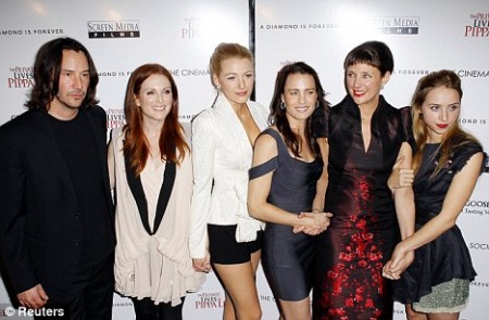 blake-lively-impactante-en-la-premier-de-su-nueva-pelicula-08