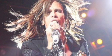 steven-tyler-sigue-con-aerosmith