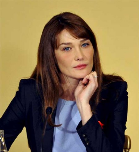 carla-bruni-amiga-indigente