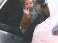 imagen Halle Berry y su pequeña hija Nahla, de compras por Beverlly Hills