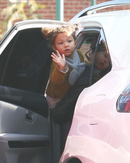 halle-berry-y-pequeña-nahla-de-compras-beverly-hills-03 halle-berry-y-pequeña-nahla-de-compras-beverly-hills-03