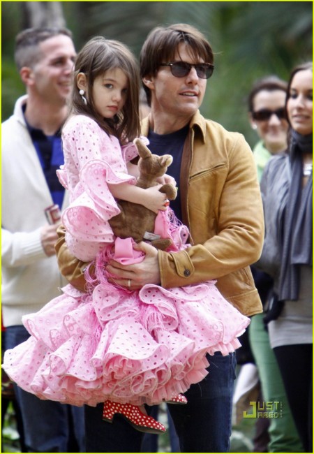 Tom Cruise And Family At A Park In Sevilla (USA AND OZ ONLY)