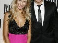 imagen Luisana Lopilato mostró el anillo de compromiso con Michael Bublé