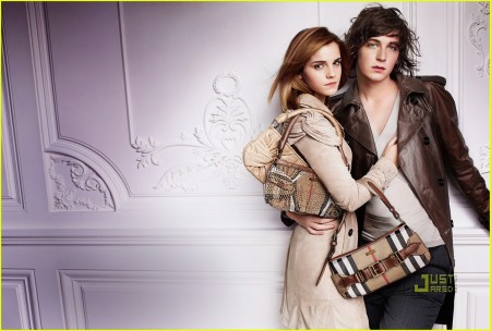 emma-watson-burberry-spring-summer-2010-campaign-09