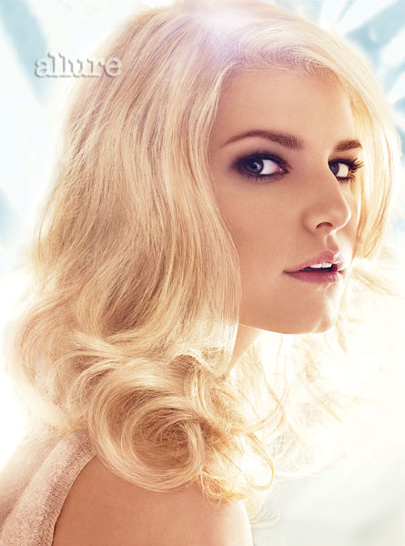 Jessica Simpson de regreso en Allure Magazine-11