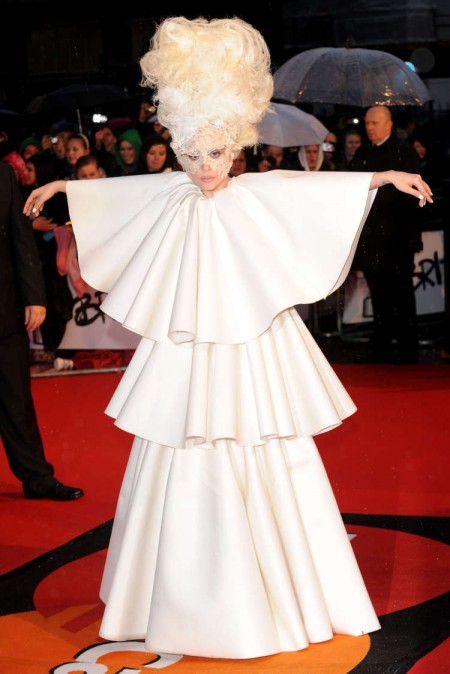 Lady GaGa fue la gran ganadora de los Brit Awards-05