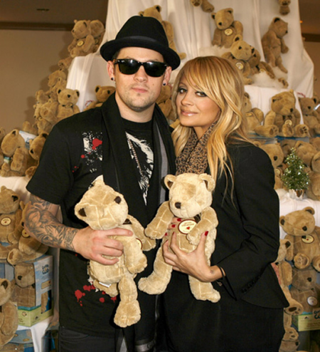 Nicole Richie y Joel Madden se comprometieron1