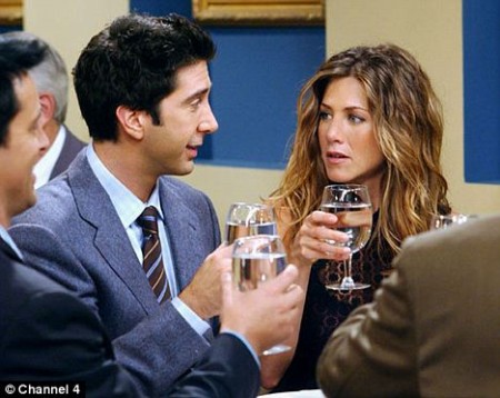 jennifer-aniston-pelea-compañero-friends-01