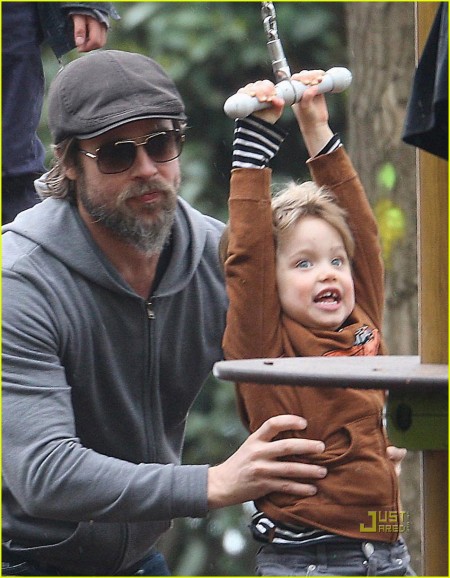 EXC BRAD PITT TAKES THE KIDS TO THE PARK IN VENICE AS THE WEATHE