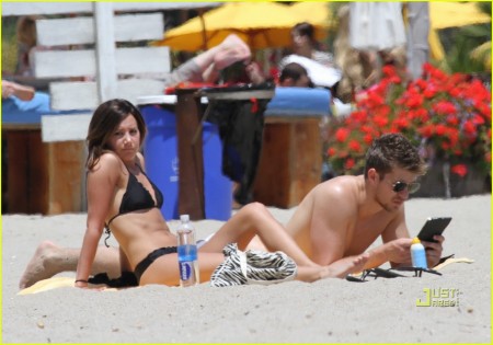 EXCLUSIVE!!! Ashley Tisdale shows off her bikini body in Malibu CA