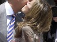 imagen Don Felipe y doña Letizia demuestran su amor