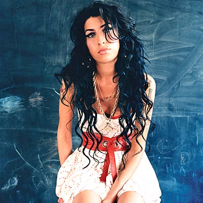 Fue cancelada la gira europea de Amy Winehouse