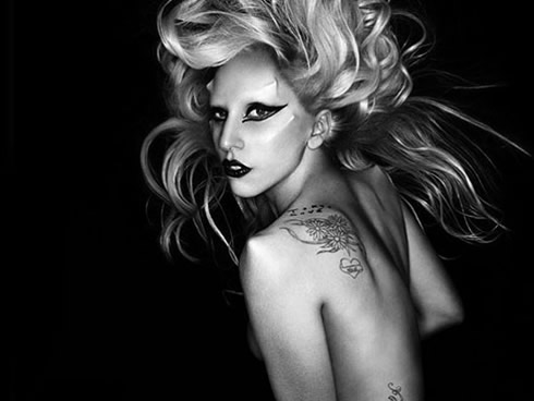 Lady Gaga estrenó Edge of Glory