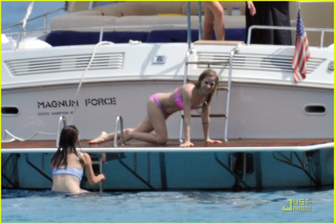 Vacaciones en Saint Tropez para Avril Lavigne4