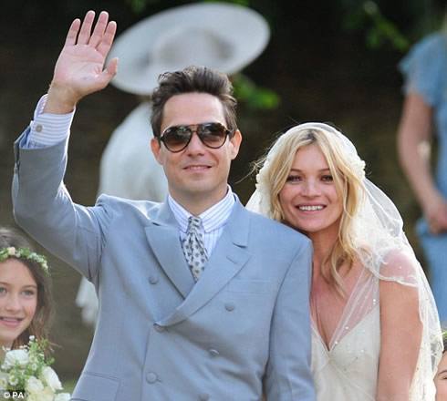 Kate Moss y Jamie Hince se casaron4