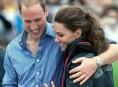 imagen Kate Middleton y Pippa Middleton de vacaciones junto a sus parejas