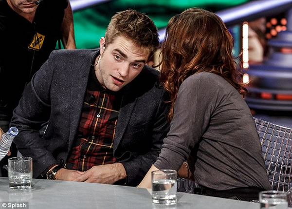 Kristen Stewart y Robert Pattinson juntos 8