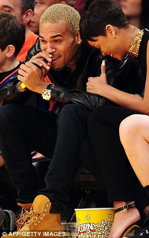 Rihanna y Chris Brown 2