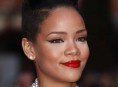 imagen Rihanna no termina de encontrar un look