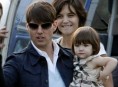 imagen Tom Cruise y Katie Holmes gastan una fortuna en el closet de Suri